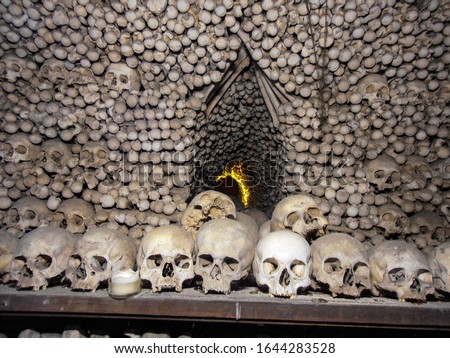 The cave full of keltic skulls and bones.
