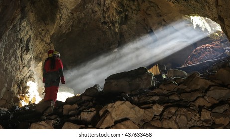 Caving Cave Sun Beam Sun Ray In The Fog