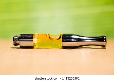 CBD Cannabis Oil Vape Or Dab Pen Cartridge 