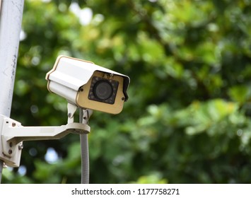 CC TV cameras that record images for safe assets.