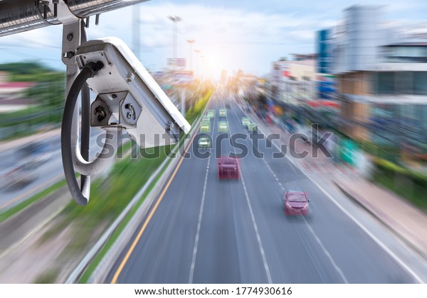 CCTV camera new technology 4.0 signal for Checking\
speed of cars red block signal show for car hi-speed and check for\
safe accident are signal of cars motion detection check by CCTV\
system .
