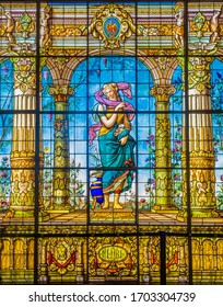 CDMX, México, - 05 DE ABRIL DE 2020 : Stained Glass Window Of The Goddess Flora, It Was Manufactured In Paris By Order Of Porfirio Díaz Around 1900