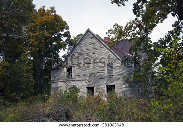 Cedar Grove House Stock Photo Edit Now 581065048