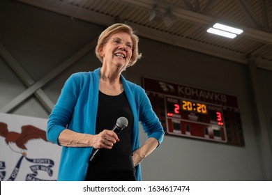 CEDAR RAPIDS, IOWA, UNITED STATES - FEBRUARY 1, 2020: Democratic Presidential Candidate Elizabeth Warren Addresses A Campaign Rally At Coe College On The Final Weekend Before The 2020 Iowa Caucuses.