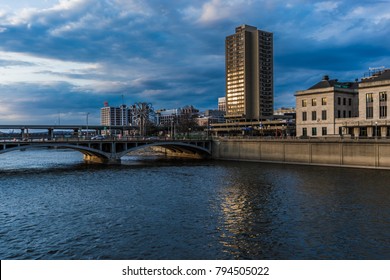 Cedar Rapids Cedar River Towers