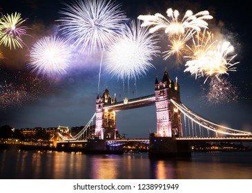 180 Fireworks over london Images, Stock Photos & Vectors | Shutterstock