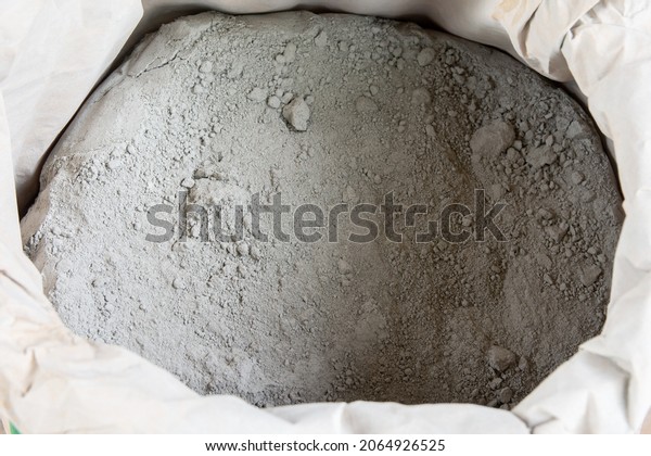 Cement powder in bag\
package