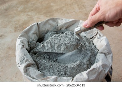 Cement powder with trowel put in bag package