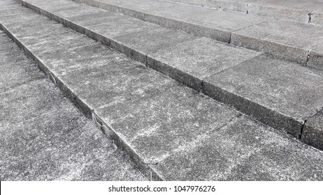pallet of concrete blocks