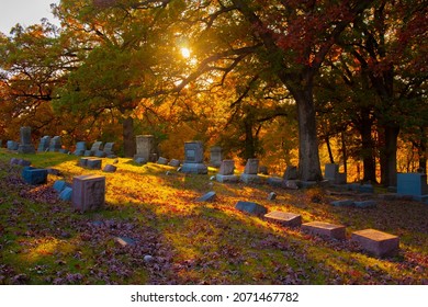 Cemetery Near Sundown In Autumn - Springdale Cemetery - Peoria, Illinois