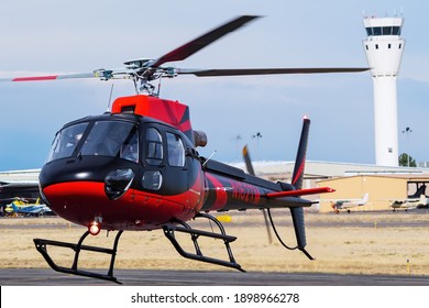 CENTENNIAL, USA-OCT 17: Saberair Helicopter Lands On October 17, 2020 At Centennial Airport Near Denver, Colorado. This Airport Is One Of The Busiest General Aviation Airports In USA