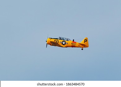 CENTENNIAL, USA-OCTOBER 17: North American AT-6G Plane Flies On October 17, 2020 At Centennial Airport Near Denver, Colorado. This Airport Is One Of The Busiest General Aviation Airports In The US