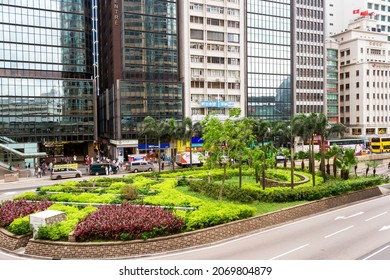 Central District, Hong Kong - June 14, 2016 : A Green Roundabout And Buildings In Hong Kong Central District.