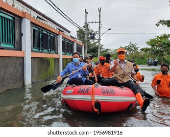 Central Java Governor Ganjar Pranowo Observing Floods In Pekalongan, Indonesia, February 17, 2021