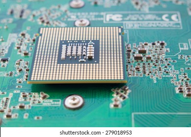 Central Processing Unit Cpu On Motherboard Stock Photo 279018953 ...