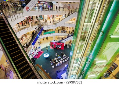 CENTRALWORLD, BANGKOK - SEP 23: People are shopping at Central World on September 23, 2017 in Bangkok. Central World is located right at the corner of Ratchaprasong intersection.