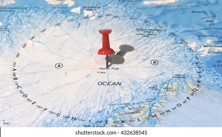 North Pole Map Images Stock Photos Vectors Shutterstock