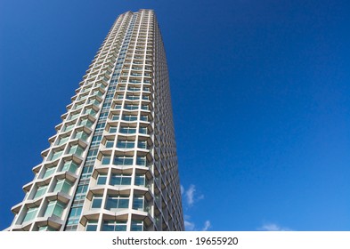 Centrepoint London Against Sky