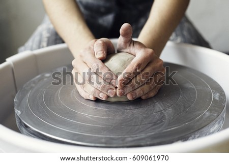 Ceramic working process with clay potter's wheel