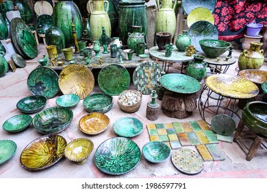 Ceramics In Bazaar, Beautiful Photo Digital Picture