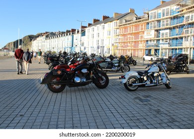 CEREDIGION, WALES - SEPTEMBER 10, 2022: The Outlaws Motorcycle Club Parked On The Promenade At Aberystwyth 