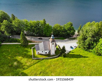 Cerkev sv Duha Lago Bohinj Eslovenia - Shutterstock ID 1931068439