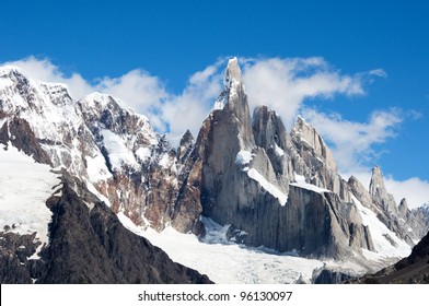 Cerro Torre, Argentina