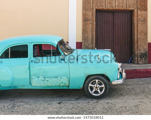 Cerulean Blue\
vintage car - front view closeup\
.