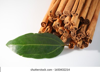 Ceylon Cinnamon Sticks Wholesale Packaging. Leaves Plant