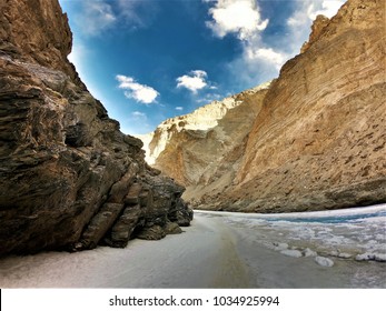 Chadar Trek At Zanskar Valley Laddakh