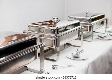 Chafing Dish made of stainless steel at buffet