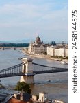 The Chain Bridge and the Hungarian Parliament