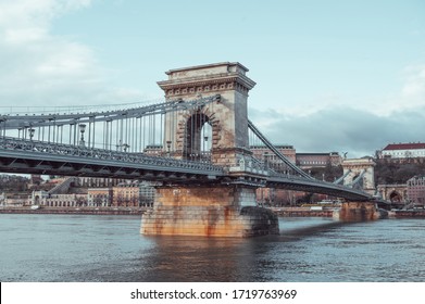 Chain bridge on the Danube river in Budapest, Hungary 