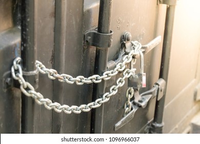 chain and container