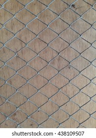 Chain Link Fencing Mesh Is A Type Of Woven Fence Usually Made From Galvanized Or LLDPE-coated Steel Wire.it Use For Construction Such As Fence,house,border 