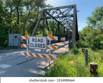 Chain Of Rocks Bridge Closed To Vehicle Traffic