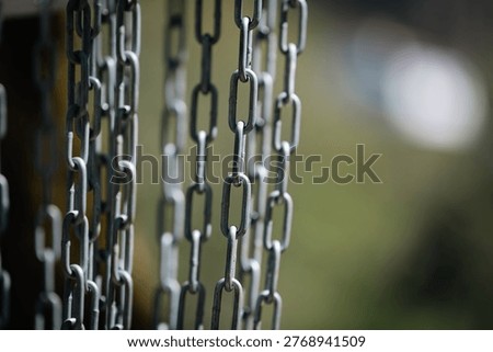 chains of the disc golf basket