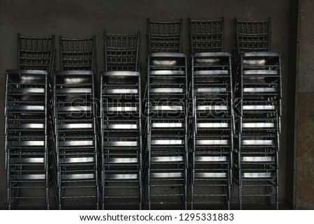 Chairs arranged from low to high, competition concepts in the digital age, rank, competition, stuido With text input area