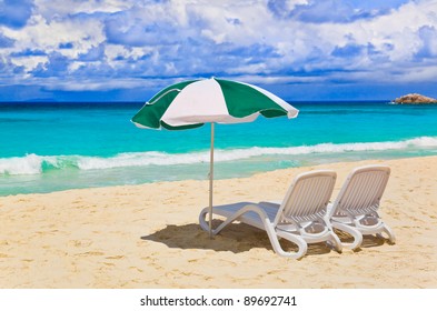 Chairs Umbrella Tropical Beach Vacations Background Stock Photo ...