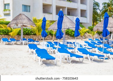 Chaise Lounges On Beach Cancun Mexico Stock Photo 758103643 | Shutterstock