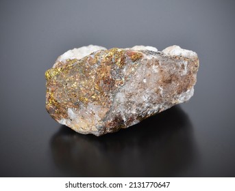 Chalcopyrite Is A Mineral With Mineralogical And Geological Properties. Mineralogy And Minerals Such As Chalcopyrite, Quartz And Iron Salts..Dark Background.