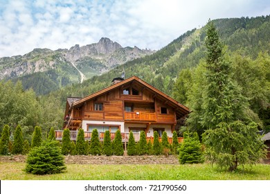 Chalet in the summer mountains - Powered by Shutterstock