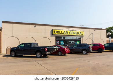 Chamberlain, SD, USA-24 AUGUST 2021: Dollar General Store.  Building, Sign, Parking Lot.