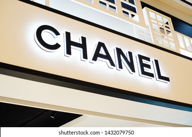 3,625 Chanel building Images, Stock Photos & Vectors | Shutterstock