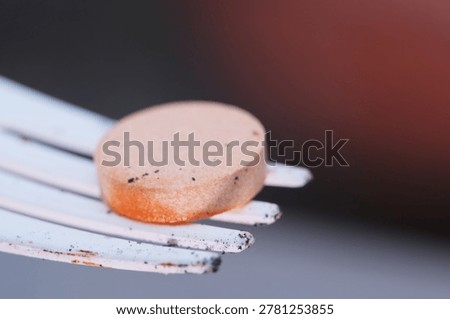 Changes texture of chewable vitamin C  under hot fire