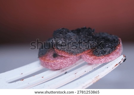 Changes texture of chewable vitamin C  under hot fire