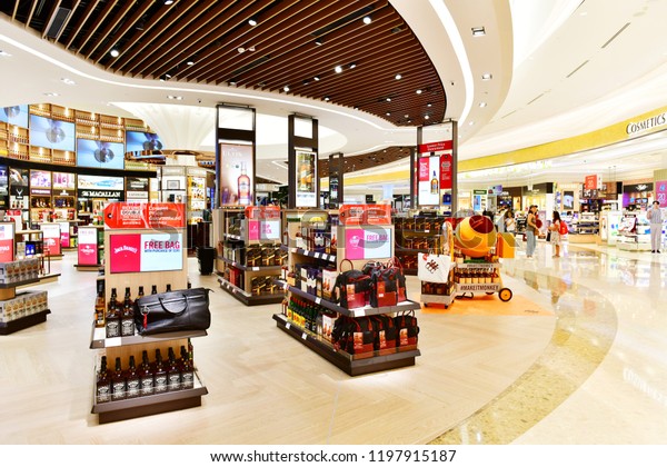 Changi airport, Singapore\
- OCTOBER 3,2018 :  Wines and Spirits store at Singapore Changi\
Airport Terminal 4 is a newly built passenger terminal building at\
Singapore 