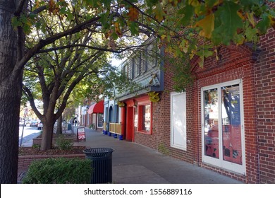 CHAPEL HILL, NC - November 10, 2019: Shops And Cafes Line The Sidewalk In Downtown                         