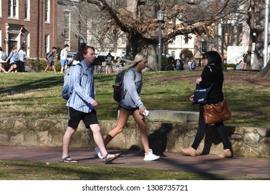 Chapel Hill, NC/United States- 02/06/2019: College Students Walk Across The Campus Of UNC-Chapel Hill. 