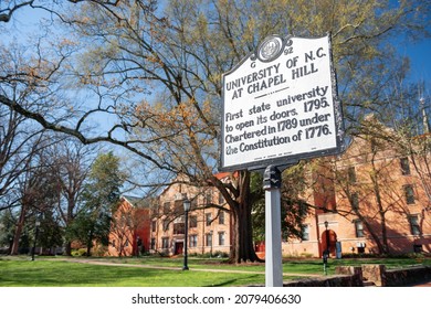 CHAPEL HILL, NORTH CAROLINA - APRIL 28, 2015: Chapel Hill Campus And Sign.